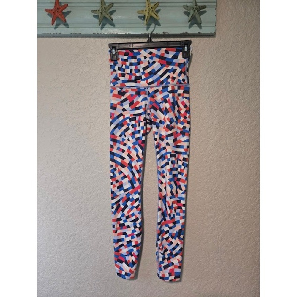 Lululemon Wunder Under Pant Hi-Rise leggings in the Capoeira Multi Confetti